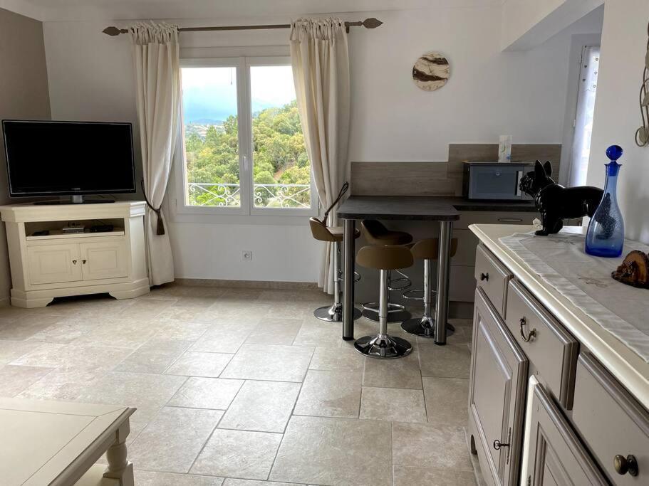 Agreable Appartement Vue Mer Les Issambres Kültér fotó