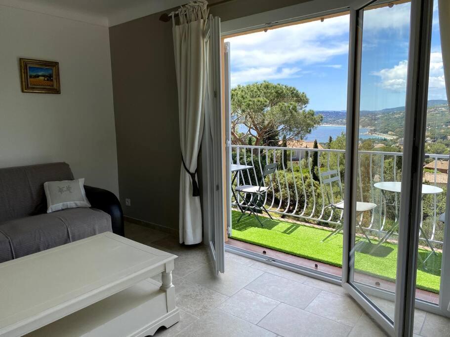Agreable Appartement Vue Mer Les Issambres Kültér fotó